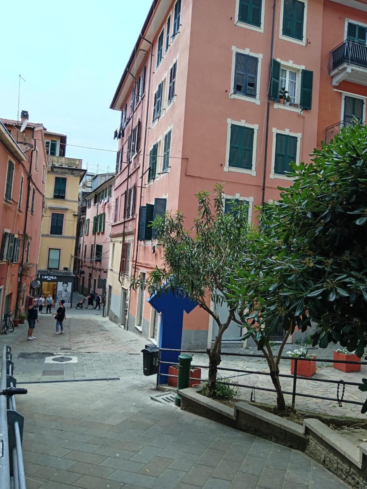 Indipendence Home La Spezia Exteriér fotografie